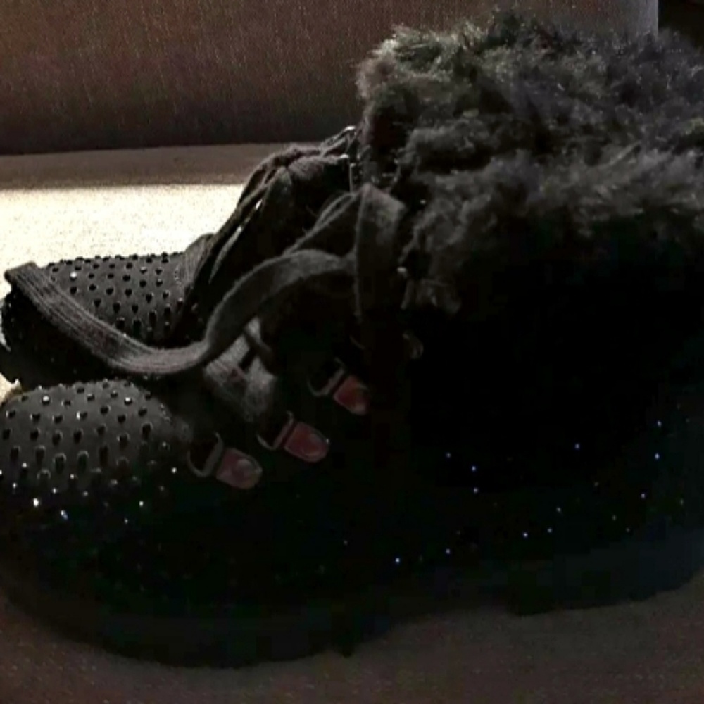Ankle booties